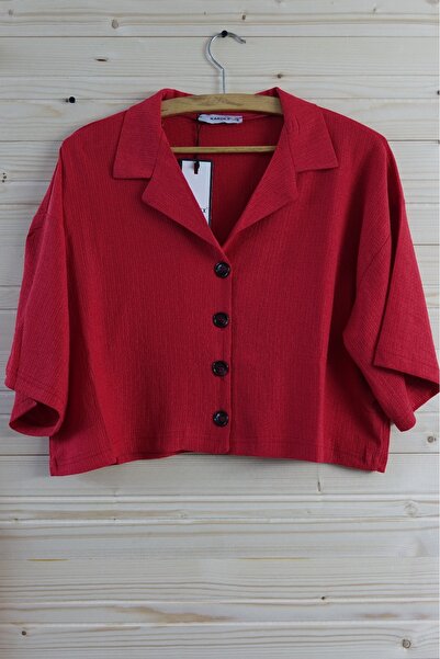 MarLuna Kırmızı Zarafet Takımı – Düğmeli Bluz & Bol Kesim Pantolon