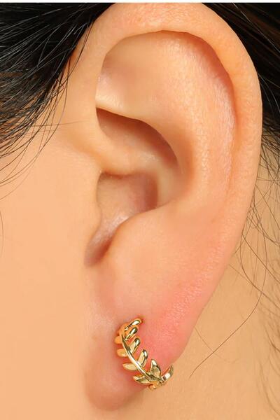 New Obsessions 18K Altın Kaplama Mini Yaprak Motifli Halka Küpe