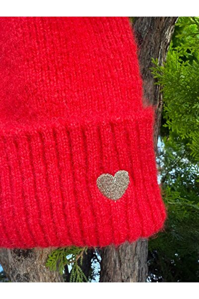 Trend Şapka 14802 Gold Kalp Nakışlı Kırmızı Bere