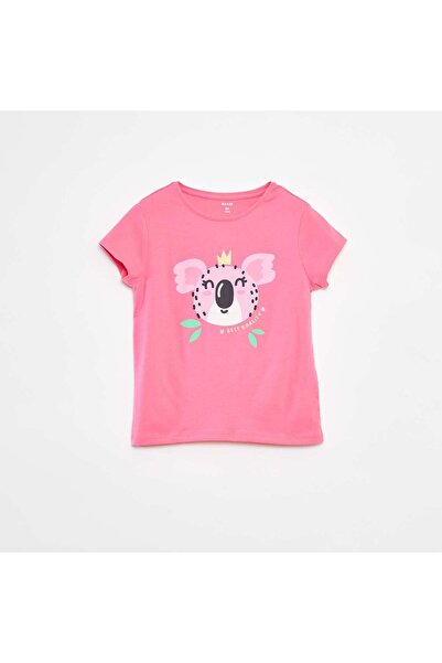 KIABI تي شيرت مطبوع بأكمام قصيرة ورقبة دائرية باللون الوردي