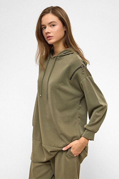 Olcay Kapüşonlu Fermuar Aksesuarlı Sweat Pantolon Salaş Modal Takım HAKİ 9382-TK