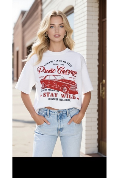 Beyaz baskılı t-shirt