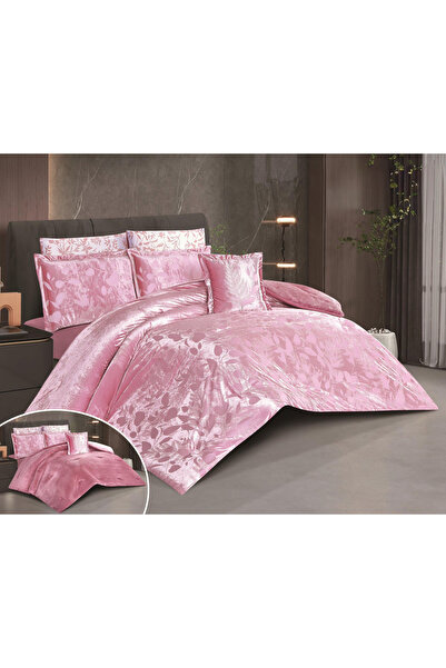 SNOOZYL Luxury royal double hotel bedspread made of soft velvet and fur to give you warmth and comfort