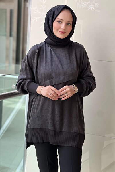 Nuss Vegan Silk Tunic with Ribbed Front