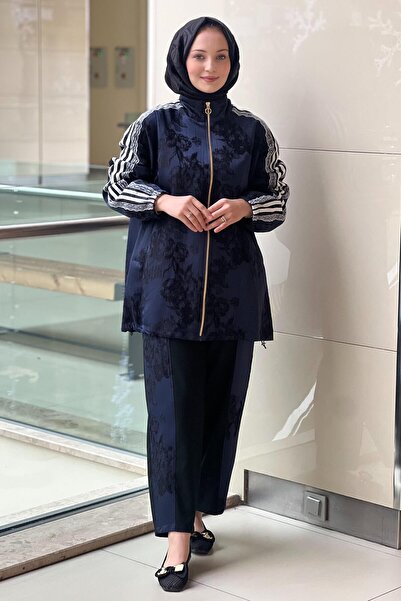 Ghisa Kolları Çift Çizgi Fisto Detaylı Kap Pantolon Takım