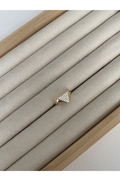 Pinery Jewels Serçe Parmak Taşlı Üçgen Alttan Ayarlamalı Kadın Yüzük