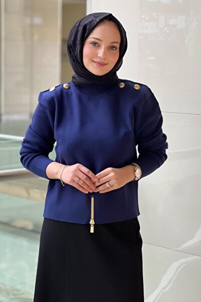 Ghisa Knitwear Tunic with Button Detail on the Shoulders