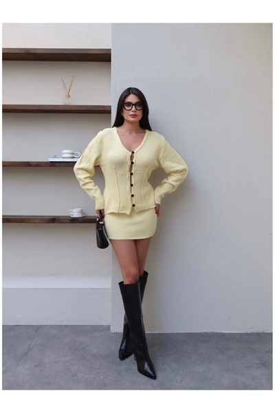 ESRAHELVACI Buttoned V-Neck Skirted Knitwear Set