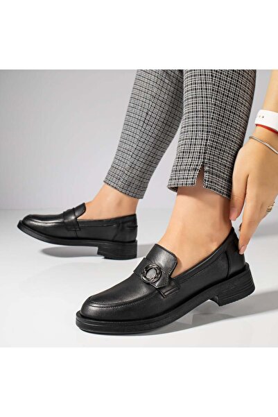 Modlet.ro Women's black casual leather shoes with metallic details MOD11888