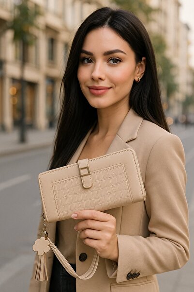 TAKIŞTIR Cream Color Leather Women's Wallet