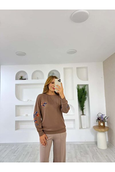 İrka Moda Kol Çiçekli Sweat