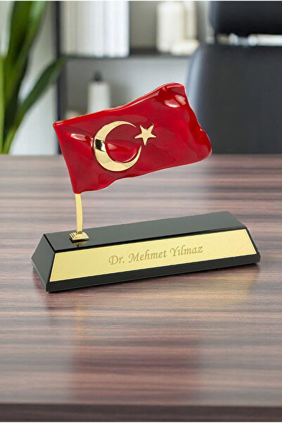 ihvan online Kutulu Türk Bayraklı Metal Kişiye Özel Masaüstü İsimlik
