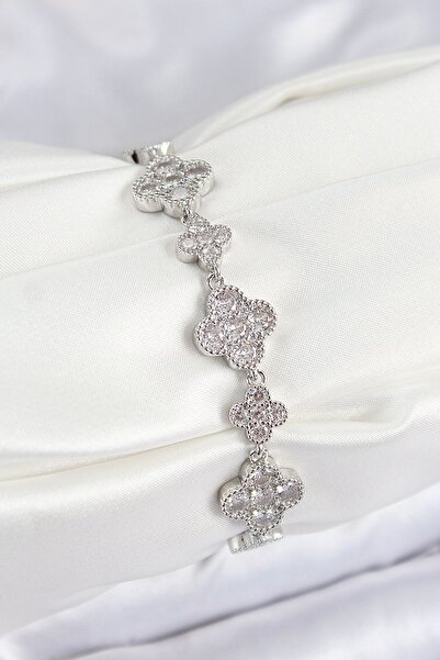 Clariss YRTCL Pirinç Zirkon Taşlı Yonca Model Gümüş Renk VIP Seri Kadın Bileklik