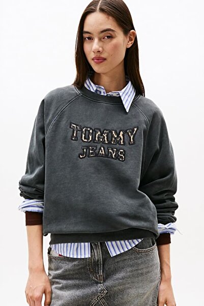 Tommy Hilfiger Kadın Boxy Fit Leopar Desenli Aplike Logolu Sweatshirt - Siyah