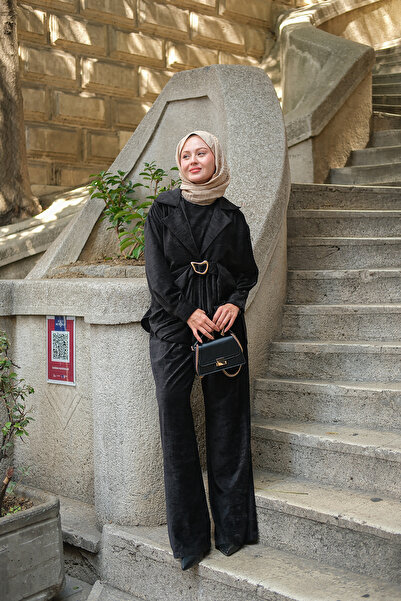 LOCCO Kadın Musleya Önü Pile Detay Süet Takım Siyah