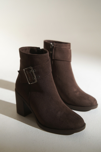 HVZ Exclusive Kahverengi Tokalı Kısa Topuklu Western Kovboy Tarz Bot Fortap Kadın Bilekte Bot