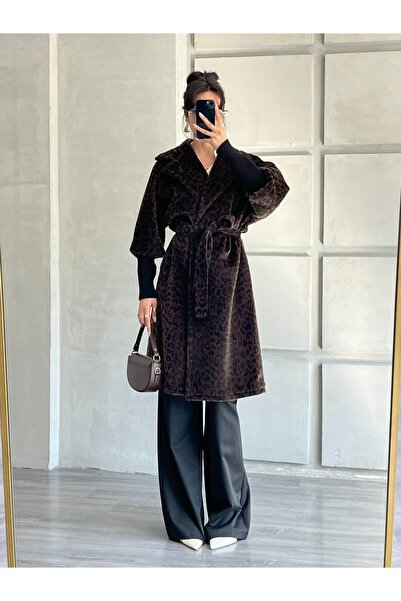 Coral Bileği Geniş Ribanalı Leopar Desen Kaban 7874-1 Koyu Kahve