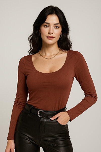 Rich Women's Burgundy U Neck Long Sleeve Blouse