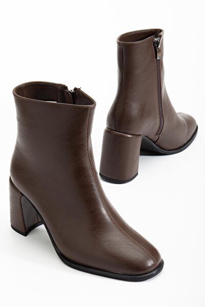 SUİNS SHOES حذاء نسائي من سوينز ليليا موديل بريميوم باللون البني والأسود بارت...