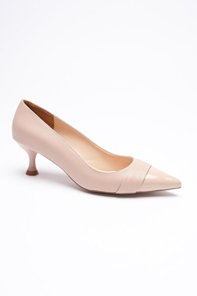 Mubiano Kadın Deri Topuklu Ayakkabı 5.5 cm Sivri Burunlu Rugan Burun Detaylı Bej Mariel