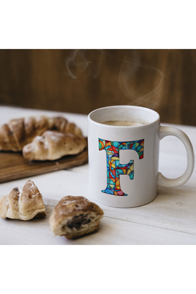 Kupa كوب بحرف F سعة 330 مل - هدية مخصصة بالاسم/الحرف، تصميم حروف ملونة