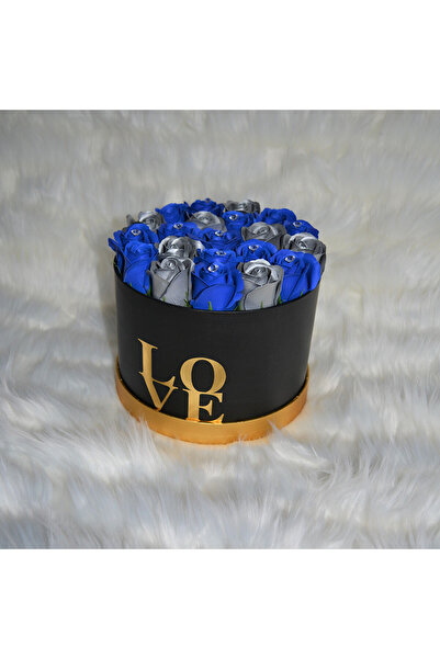 velve Aranjament floral Pearl Blue cutie rotunda cu 21 trandafiri sapun, Alba...