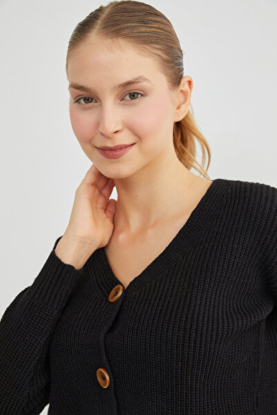 Fulla Moda Buttoned V-Neck Knitwear Cardigan