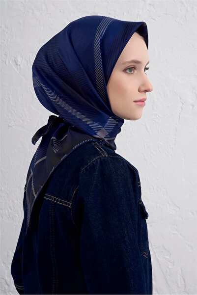 Armine Шарф Tivil з шовковим картатим візерунком 9418D