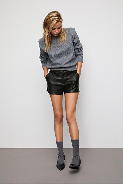 Stradivarius Mini Suni Deri Şort