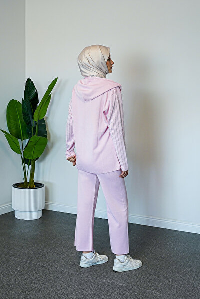 Shenay Spor İkili Takım Tesettür Kombin Spor Şık Kapüşonlu Çizgi Detaylı Yeni Sezon Ivory Grace