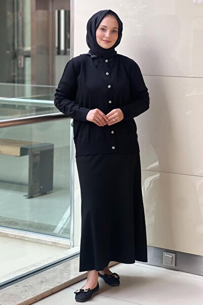 Ghisa Yakası Taşlı Fiyonk Detaylı Merseriz Hırka