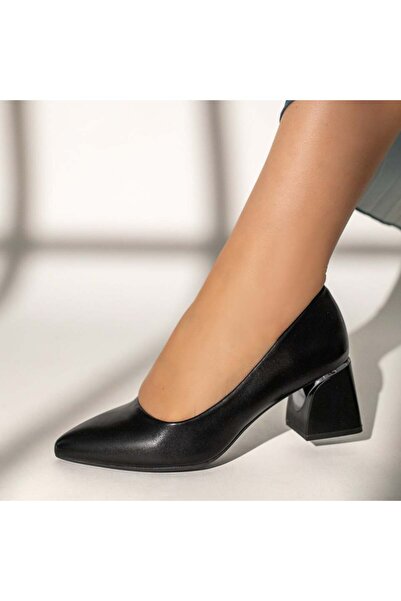 Modlet.ro Women's black block heel shoes MOD10963