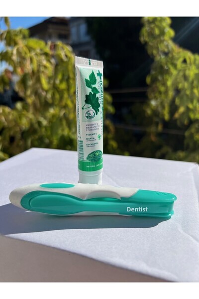 CTC - مجموعة معجون أسنان وفرشاة أسنان بحجم السفر والحقائب 20 جرام