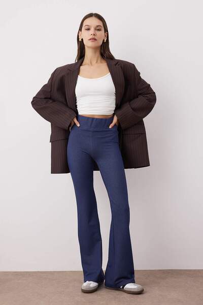 Trendyol Collection Джинси з ефектом деніму, широкі штанини, висока талія, еластичний трикотаж TWOAW26PL00030