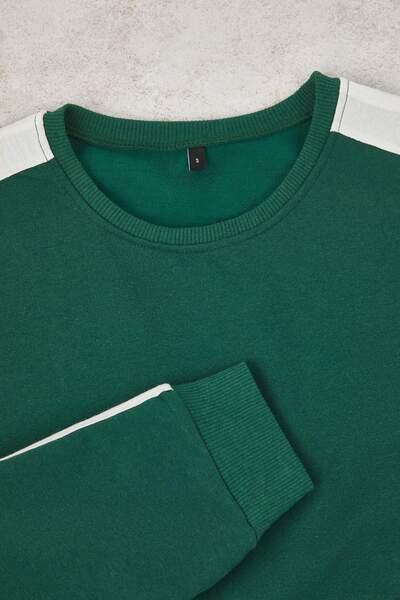 Trendyol Collection Green Regular Knitted Pajama Set with Side Stripes Thmaw21Pt0828