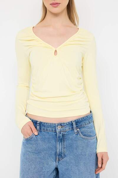 Trendyol Collection Підліткова відкрита жовта облягаюча блуза з V-подібним вирізом TWOAW26BZ00175