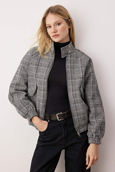 Trendyol Collection Multi-Colored Plaid Pattern Regular Fit Cashmere Bomber Slim Jacket Coat Twoaw26Mo00137