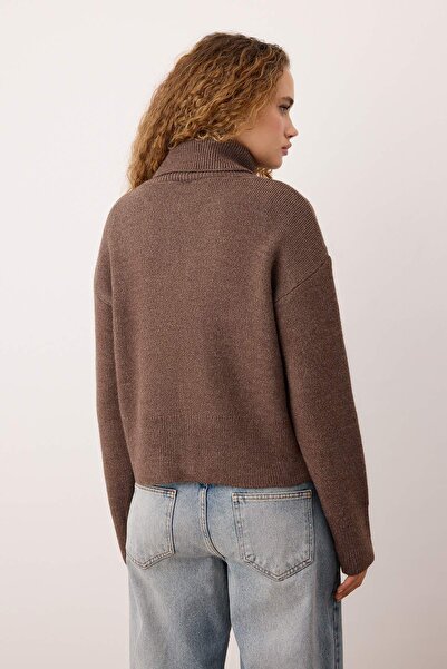 Trendyol Collection Mink Wardrobe Essentials Soft Textured Wide Fit Knitwear Cardigan Twoaw26Hi00092