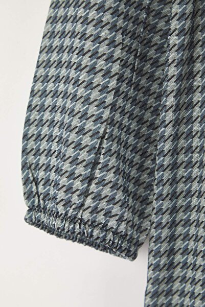 TRENDYOLKIDS Black Plaid / Checkered Baby Collar A-Line Girls Knitted Dress Tkdaw26El00006