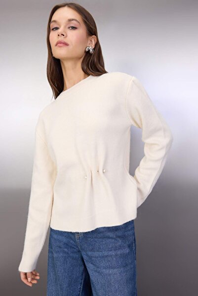 Trendyol Collection Ecru Soft Textured Accessory Detailed Knitwear Sweater Twoaw26Kz00237