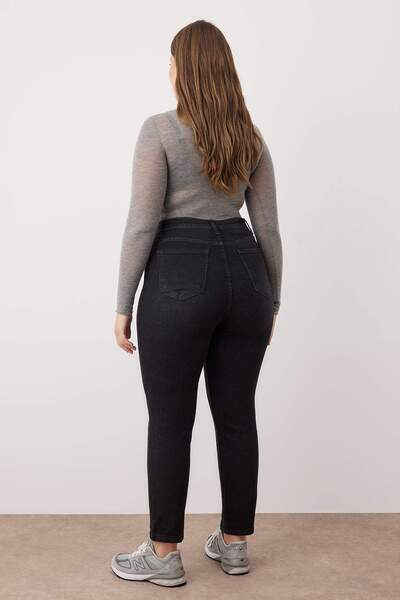 Trendyol Curve Ανθρακί ψηλόμεσο ελαστικό τζιν μεγάλου μεγέθους Skinny TBBAW26CJ00035