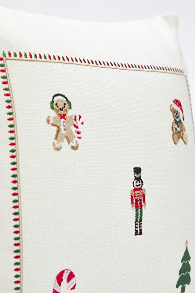 TRENDYOLMİLLA HOME Husă pentru pernă cu broderie tematică de Anul Nou 45x45cm TPHAW26KKK00000