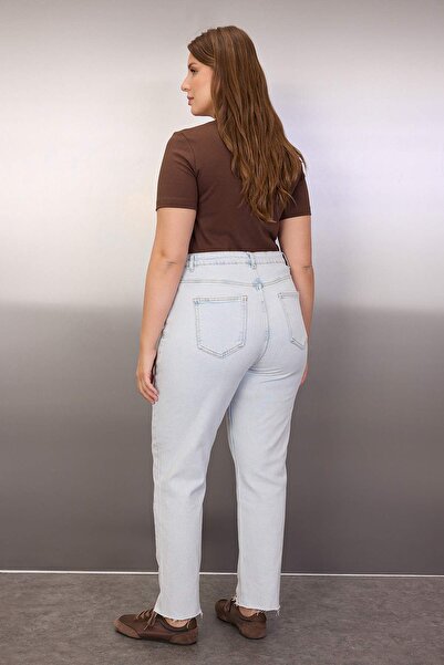 Trendyol Curve Ice Blue High Waist Slim Mom Denim Plus Size Jeans Tbbaw24Cj00076