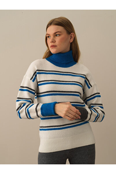 Xint Kadın Mavi Balıkçı Yaka Oversize Kazak