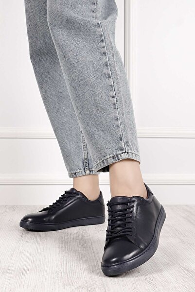 GÖNDERİ(R) Women's Navy Blue Antique Lace-Up Thermo Sole Genuine Leather Sneaker