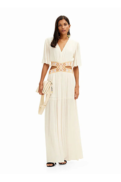 Desigual V Yaka Düz Beyaz Uzun Kadın Elbise 24SWVW24