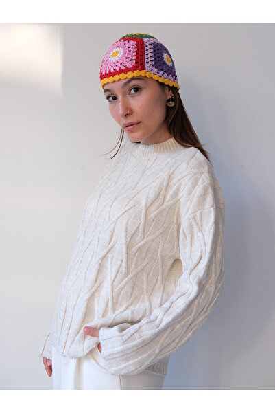 Butik Una Fiaba Ecru Oversize Crew Neck Soft Textured Knit Sweater