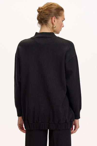 Exquise Bisiket Oversize Tirko Cardigan with Collar Pockets and Gold Buttons