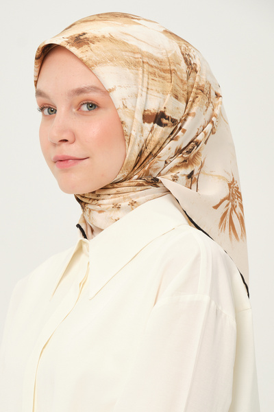 Madame Polo وشاح حرير مطبوع متعدد الألوان غير قابل للانزلاق مقاس 90x90 سم