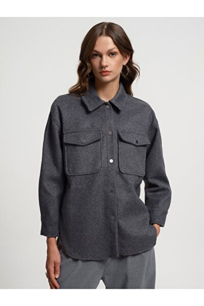 Loft Loose Fit Women's Shirt U.sleeve